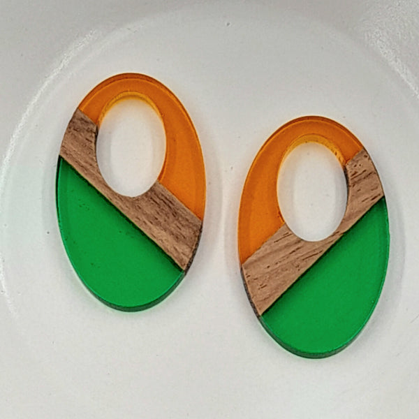 Wood & Resin Oval Shape With Large Hole Forest Green & Orange