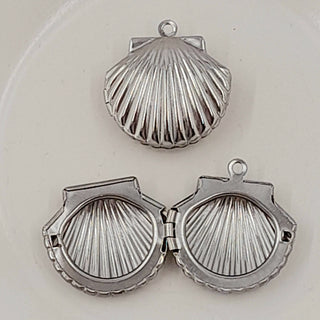Pendant - Shell Shaped Locket Silver 23mm