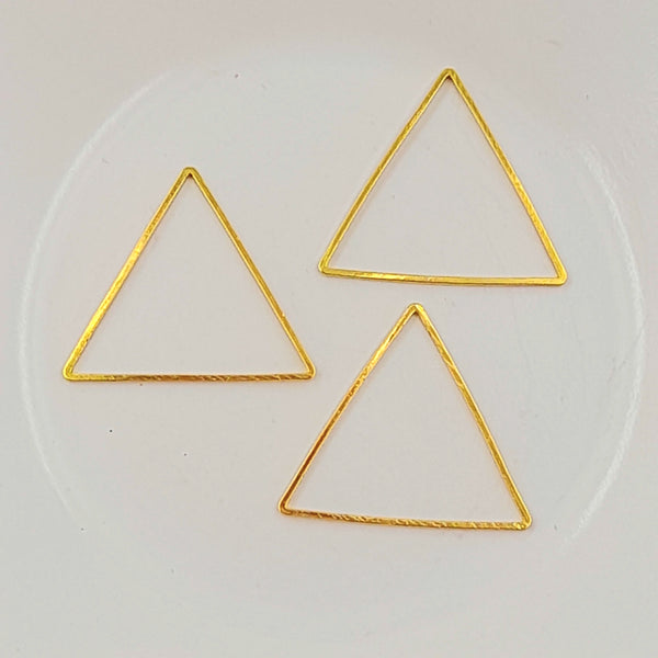 Findings - Metal Triangle Shaped Closed Ring Gold 27mm