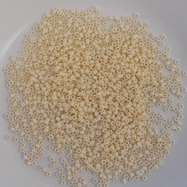 Miyuki Seed Beads Size 15 Matte Opaque Cream 3gm Bag