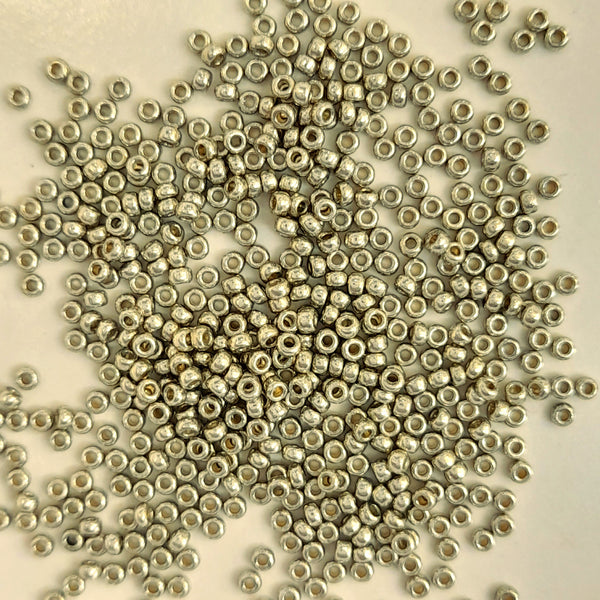 Miyuki Seed Beads Size 15 Galvanised Light Smokey Pewter 3gm Bag