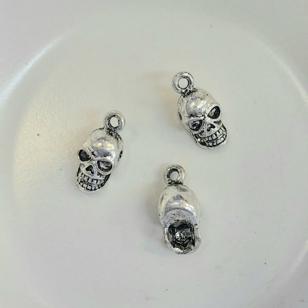 Charm-Silver Skull