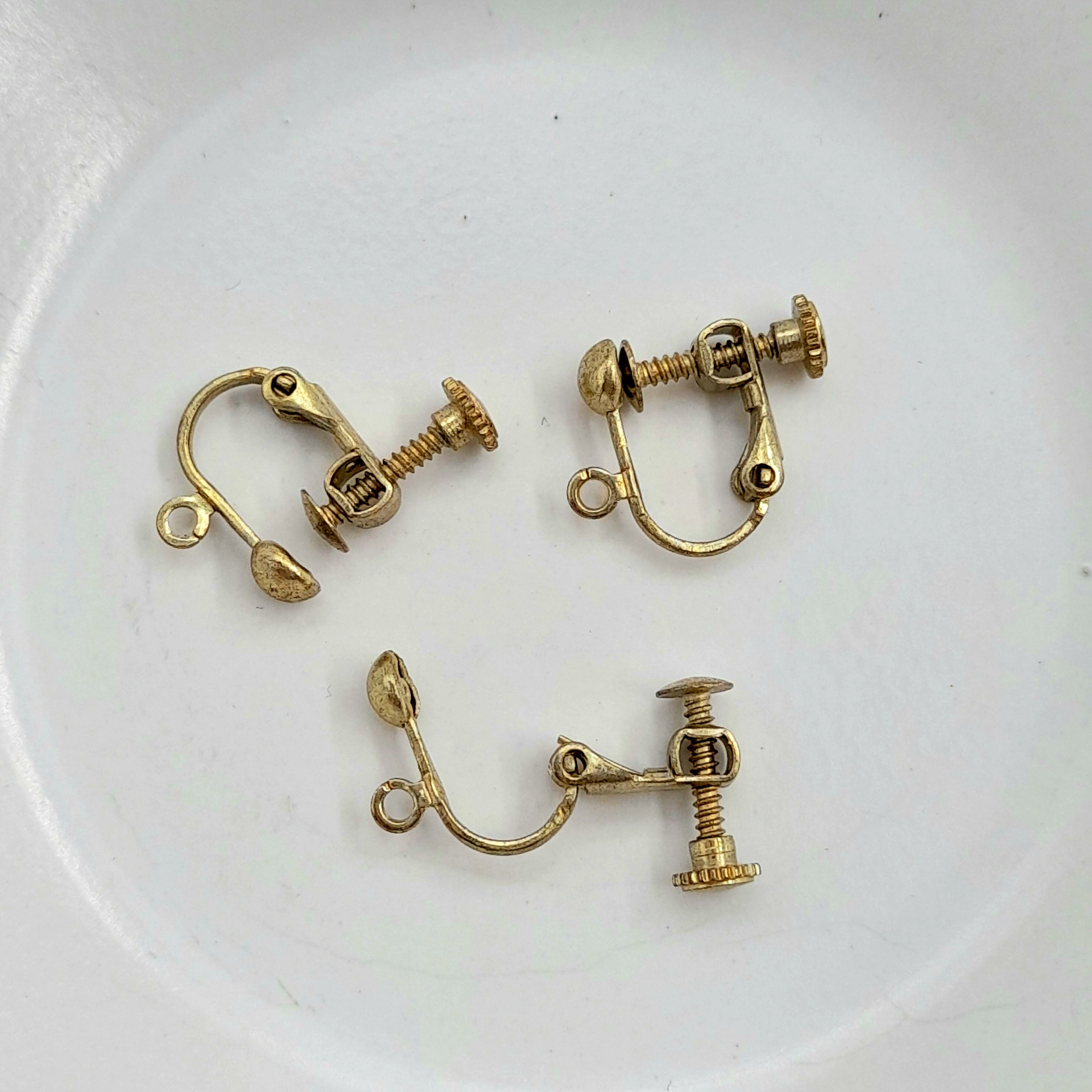 Findings 15x12mm Clip On Earring Antique Gold