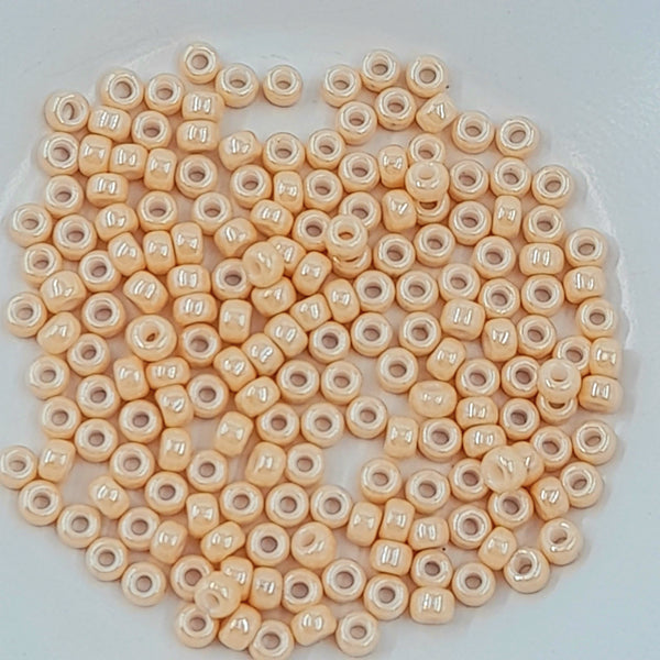 Miyuki Seed Beads Size 6 Light Caramel Ceylon 7.5gm Bag