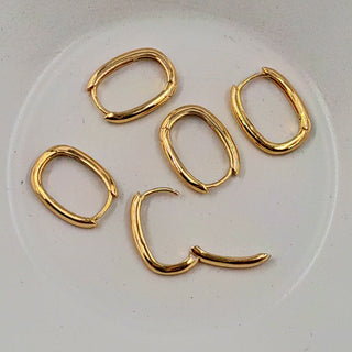Huggie Hoop Earring Rounded Rectangle Gold Plated