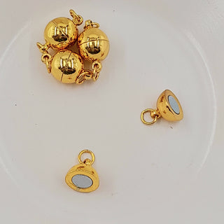 Magnetic Clasp With Jump Rings Yellow Gold
