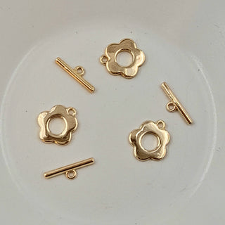 Findings - Flower Shaped Toggle Clasp Gold