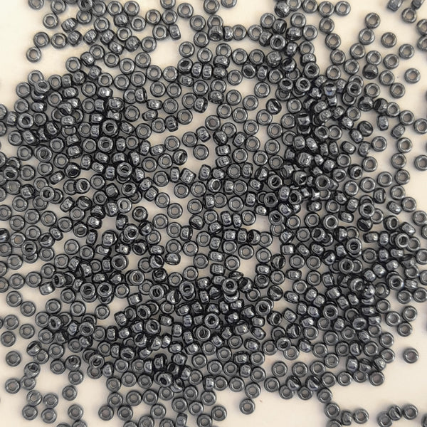 Miyuki Seed Beads Size 15 Black Hematite 3gm Bag