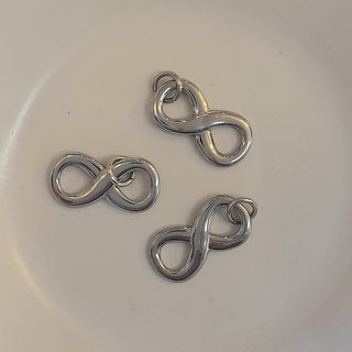 Charm-Silver Infinity Symbol