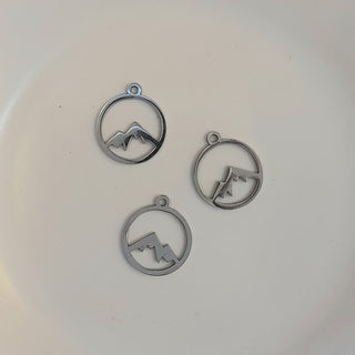 Charm-Silver Circle With Mountain
