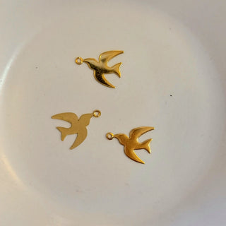 Charm-Gold Swallow