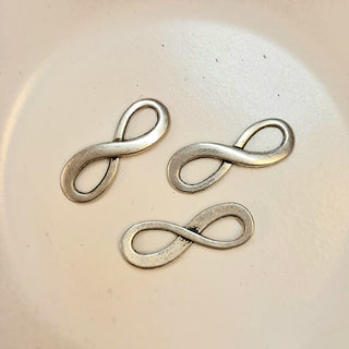 Charm-Silver Infinity Symbol