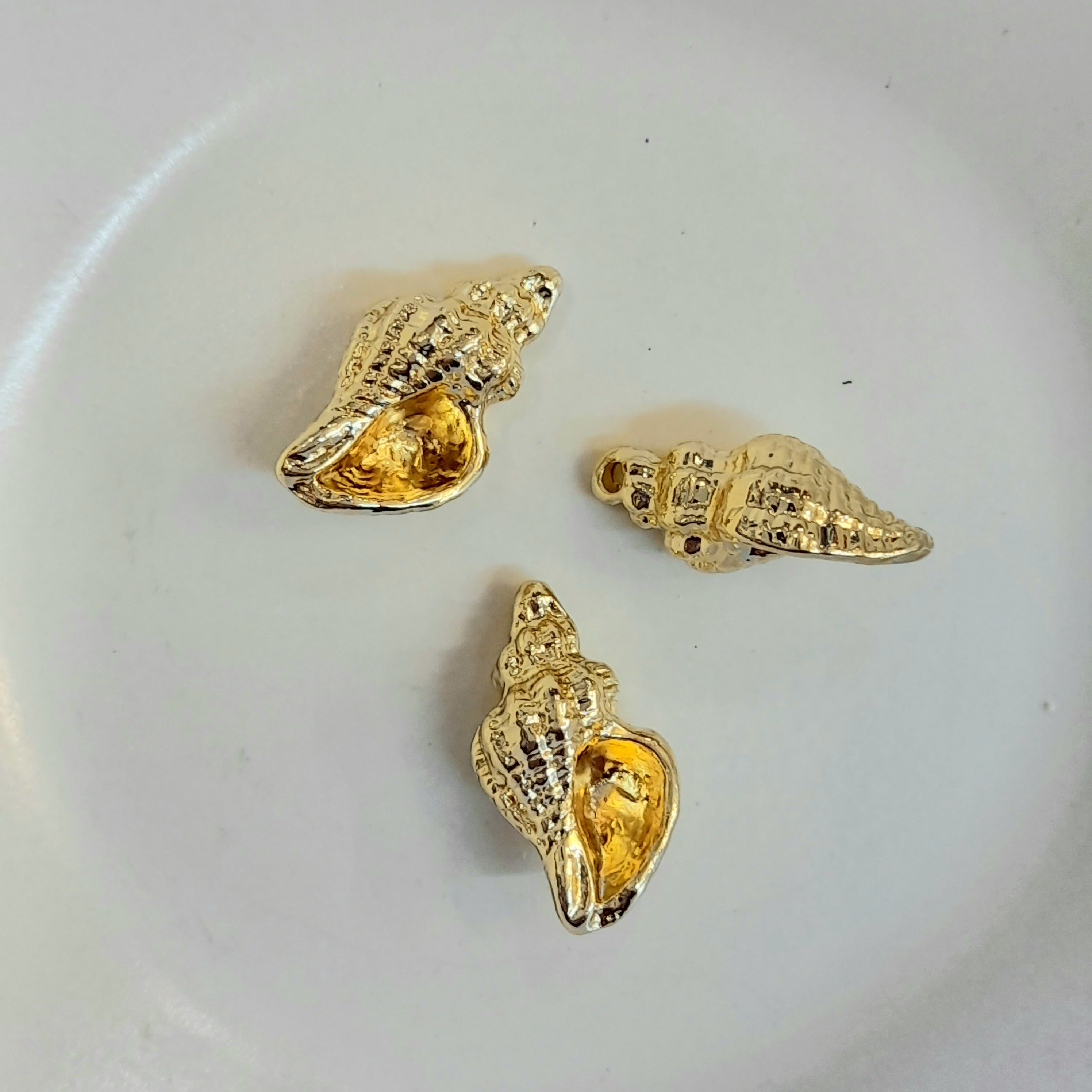 Charm-Gold Conch Shell | Beadazzle NZ