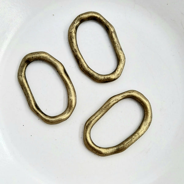 Findings -15x25mm Closed Oval Ring Irregular Antique Gold